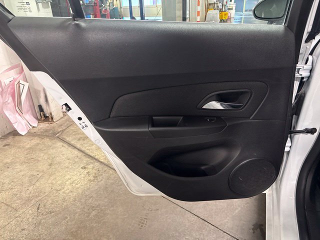 Used 2016 Chevrolet Cruze LT w/ Enhanced Safety Package FWD image 28