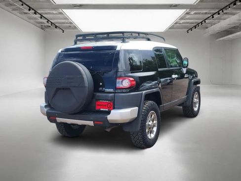 Used 2012 Toyota FJ Cruiser 4WD w/ Upgrade Pkg image 6