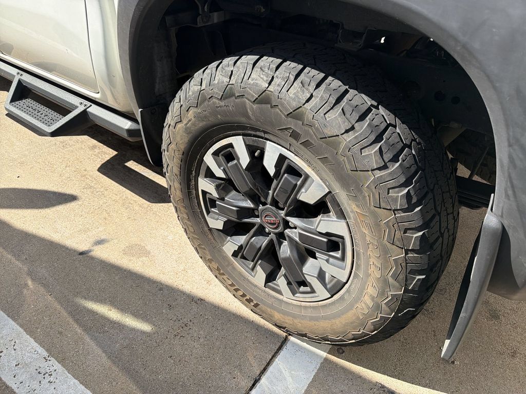 Used 2022 Nissan Frontier PRO-4X w/ Off-Road Protection Package AWD/4WD image 4