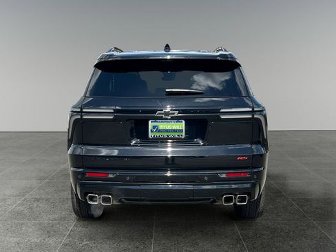 Used 2024 Chevrolet Traverse RS AWD/4WD image 9