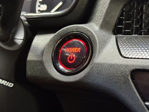 Used 2025 Honda CR-V Sport image 16
