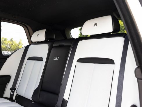New 2027 Rolls-Royce Cullinan Black Badge AWD/4WD image 57
