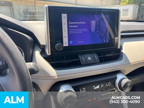 Used 2024 Toyota RAV4 Adventure image 32