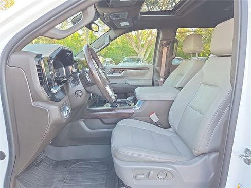 Certified 2023 GMC Sierra 1500 SLT w/ SLT Premium Package image 16