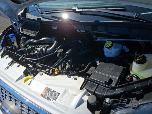 Used 2023 Ford Transit 350 XLT image 28