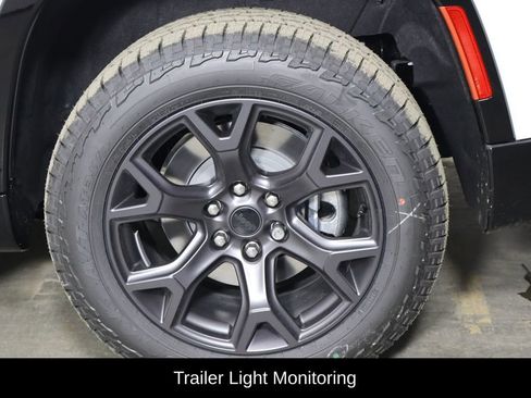 New 2026 Jeep Grand Wagoneer 4WD image 43
