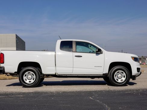 Used 2018 Chevrolet Colorado W/T image 8