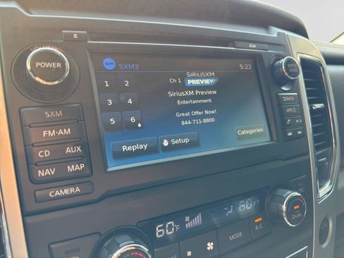 Used 2018 Nissan Titan PRO-4X w/ Pro-4x Convenience Package AWD/4WD image 21