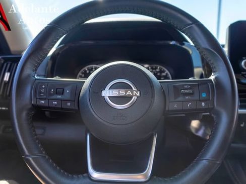Used 2024 Nissan Pathfinder SV FWD image 13