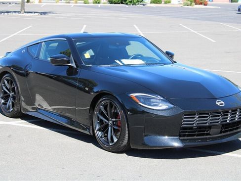 Used 2025 Nissan Z Performance w/ Floor Mat Package RWD image 1