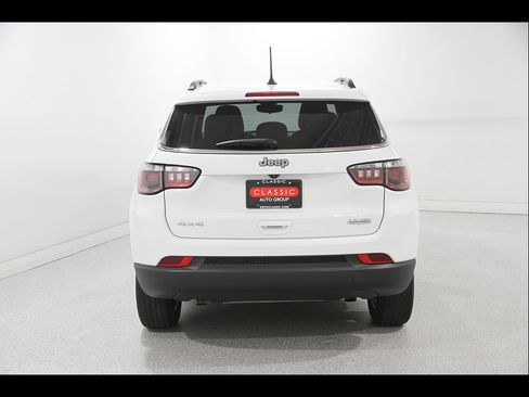 Used 2023 Jeep Compass Latitude AWD/4WD image 20