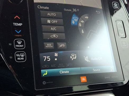 Used 2019 Toyota Prius Prime Advanced w/ Carpet Mat Package image 17