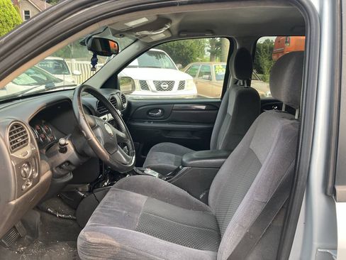 Used 2008 GMC Envoy SLE AWD/4WD image 3