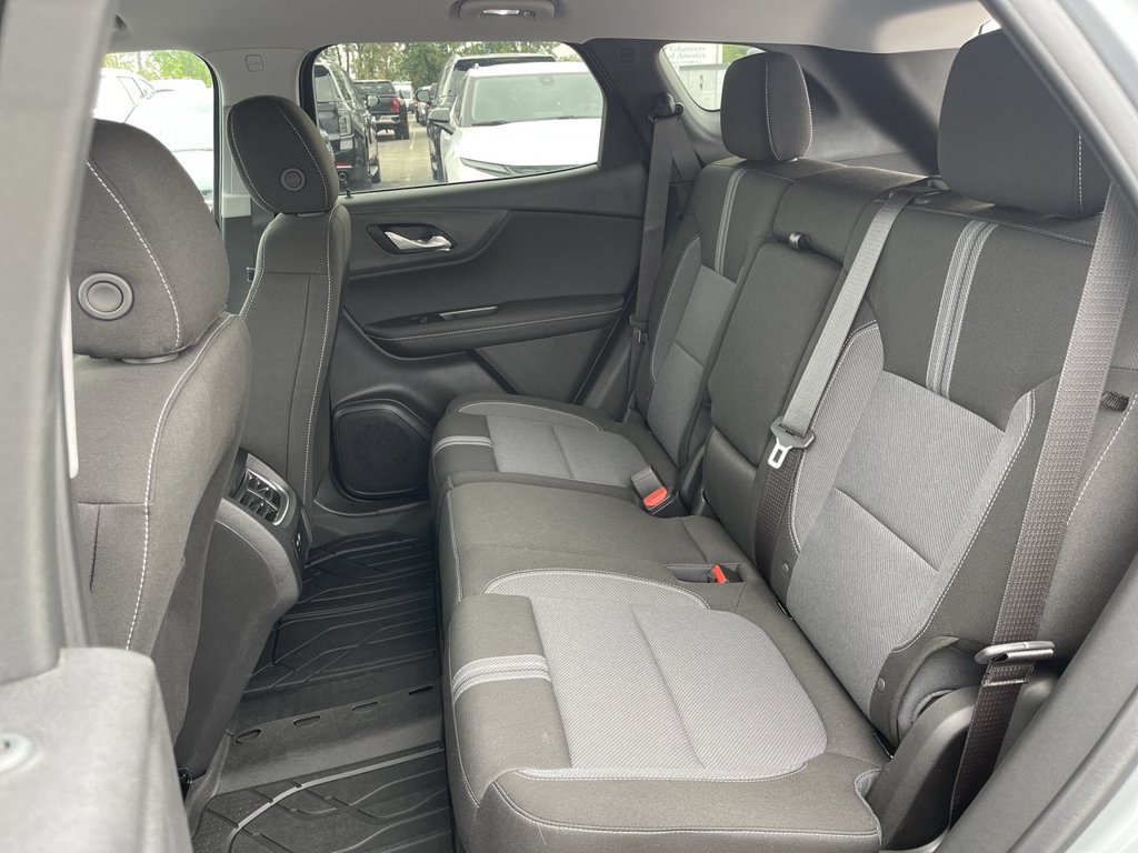 New 2026 Chevrolet Blazer LT w/ Convenience Package FWD image 21
