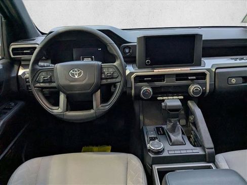 Used 2025 Toyota Tacoma SR5 image 15
