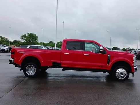 Used 2023 Ford F450 Lariat w/ Chrome Package AWD/4WD image 3