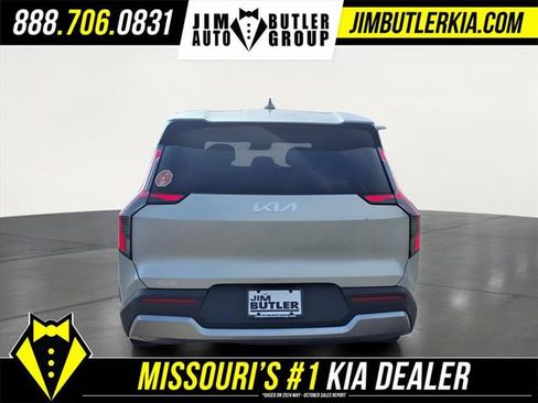 New 2026 Kia EV9 Light image 19