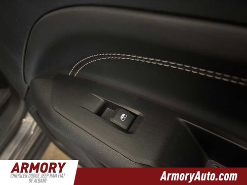 Used 2022 Jeep Compass Altitude w/ Convenience Group image 30