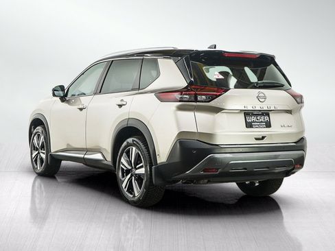 Used 2023 Nissan Rogue SL w/ SL Premium Package AWD/4WD image 3