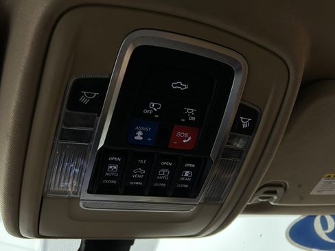 Used 2019 RAM 1500 Limited w/ Bed Utility Group image 29