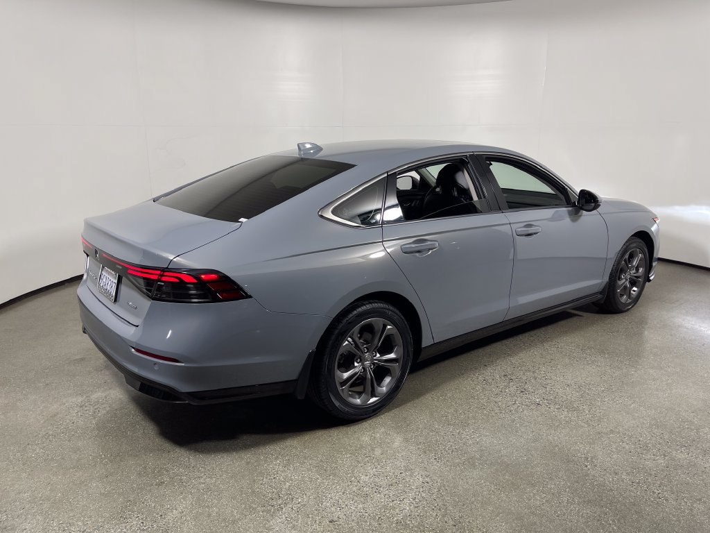 Used 2023 Honda Accord EX-L image 3