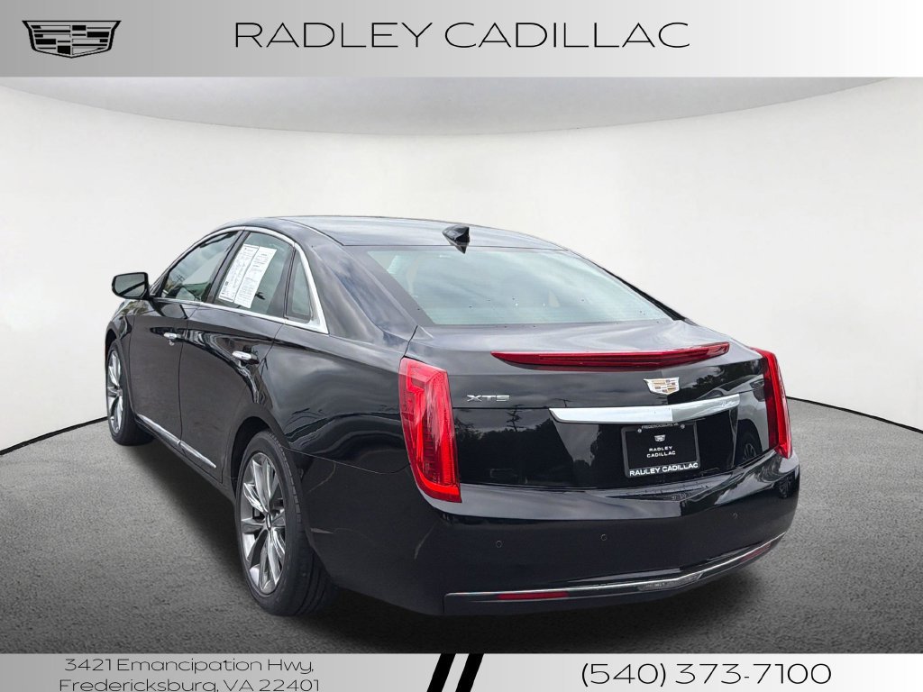 Used 2016 Cadillac XTS w/ Rear Seat Comfort Package FWD image 17
