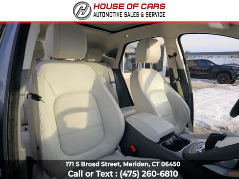 Used 2020 Jaguar E-PACE SE image 47