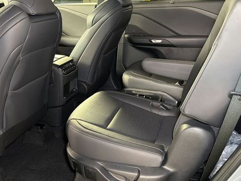 New 2026 Lexus TX 500h AWD image 10