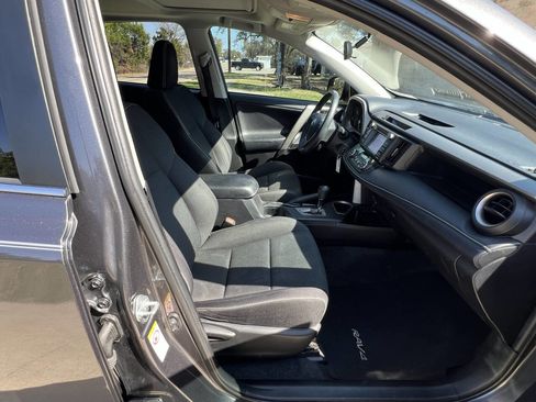 Used 2016 Toyota RAV4 XLE image 15