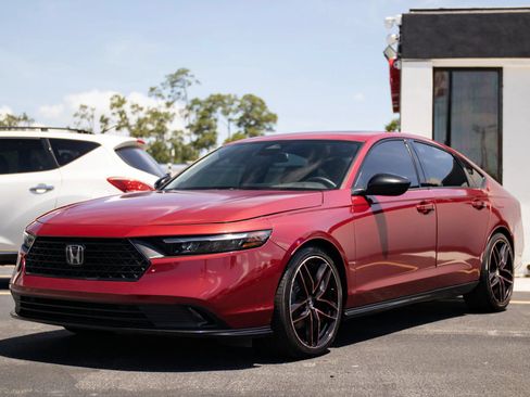 Used 2023 Honda Accord Sport image 6
