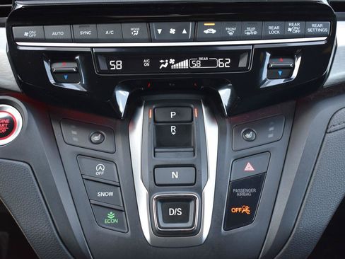 Used 2025 Honda Odyssey Sport-L image 10