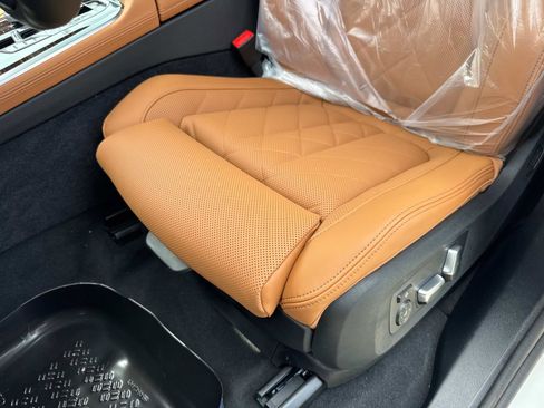 New 2026 BMW X5 xDrive40i w/ M Sport Package image 21