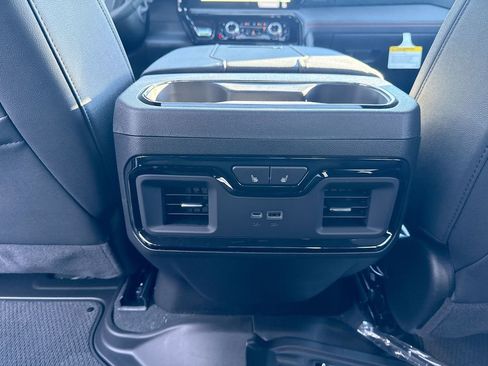 New 2026 GMC Sierra 2500 AT4 image 22