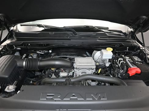 Used 2023 RAM 1500 Laramie AWD/4WD image 19
