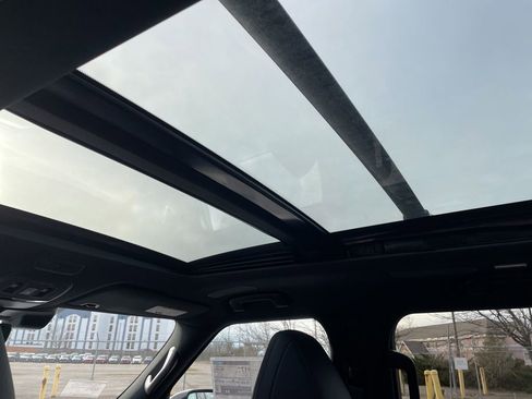 New 2026 INFINITI QX80 SPORT w/ Sport Exterior Package image 15