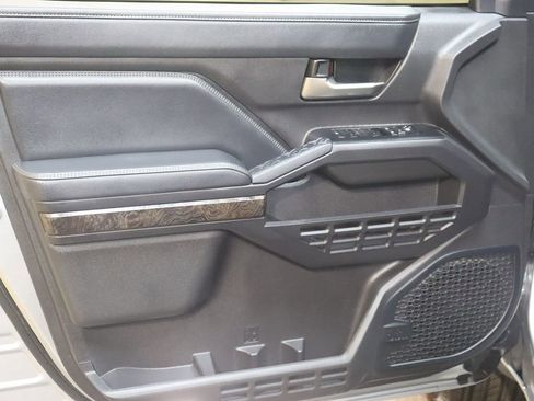 Used 2024 Toyota Tacoma Limited w/ Limited Package (LT) image 36