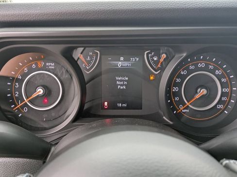 New 2025 Jeep Gladiator Sport image 23