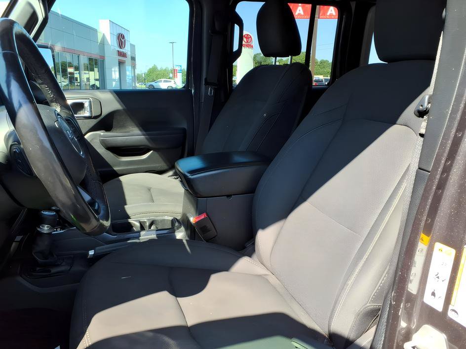 Used 2019 Jeep Wrangler Unlimited Sport AWD/4WD image 15