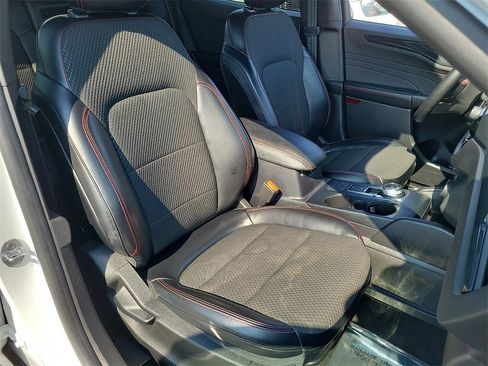 Used 2023 Ford Escape ST-Line image 18