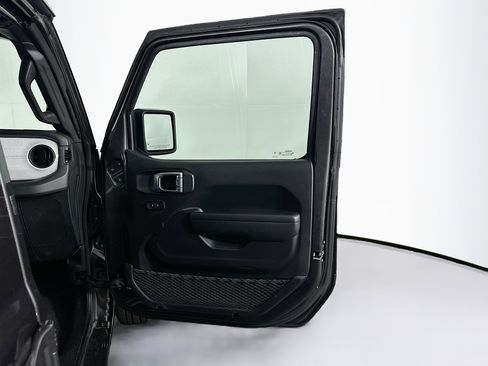 Used 2024 Jeep Wrangler Sport S AWD/4WD image 30