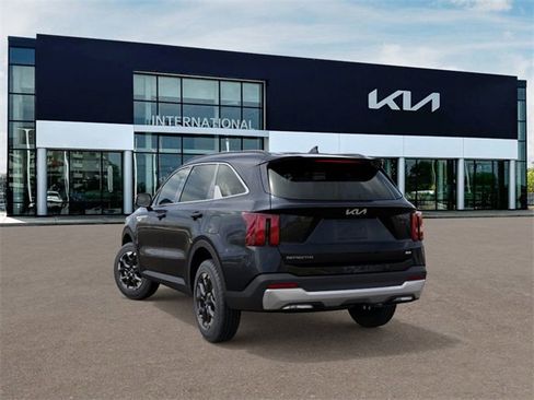 New 2026 Kia Sorento S image 2