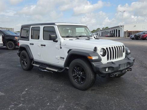 Used 2020 Jeep Wrangler Unlimited Sport AWD/4WD image 8