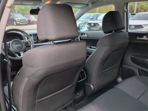 Used 2019 Kia Sportage LX image 19