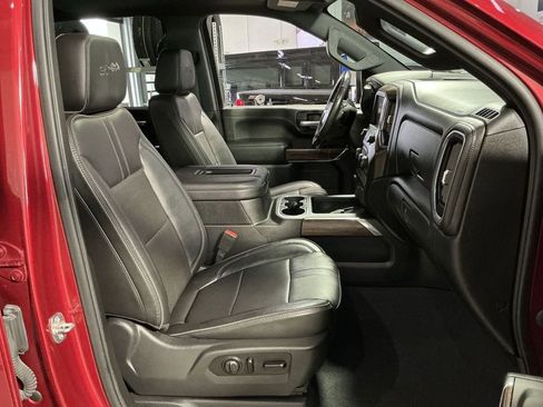 Used 2020 Chevrolet Silverado 3500 High Country image 34