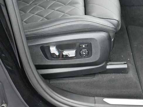 Used 2024 BMW X5 xDrive40i AWD/4WD image 35