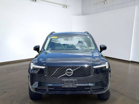 Used 2026 Volvo XC90 B6 Ultra AWD/4WD image 2