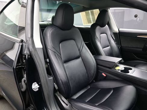 Used 2023 Tesla Model 3 Standard Range RWD image 15
