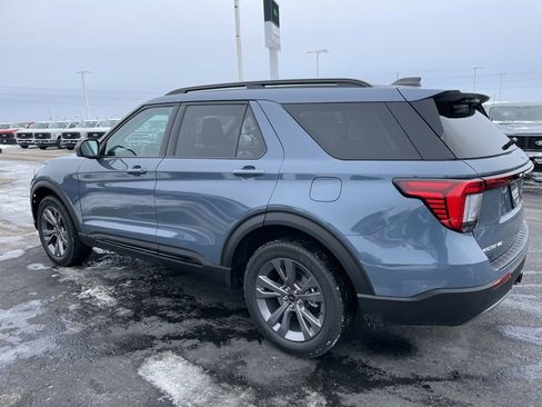 New 2026 Ford Explorer Active w/ Active Comfort Package image 5