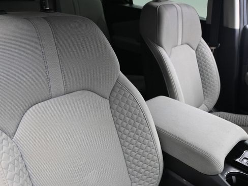 Used 2023 Honda Pilot LX image 44