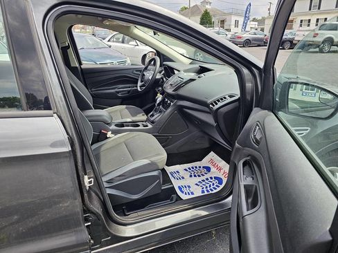 Used 2016 Ford Escape S image 7